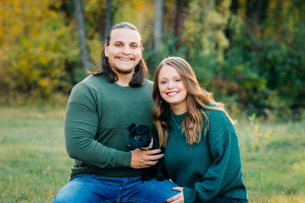 Idaho Falls fall family photographer dog green outfits