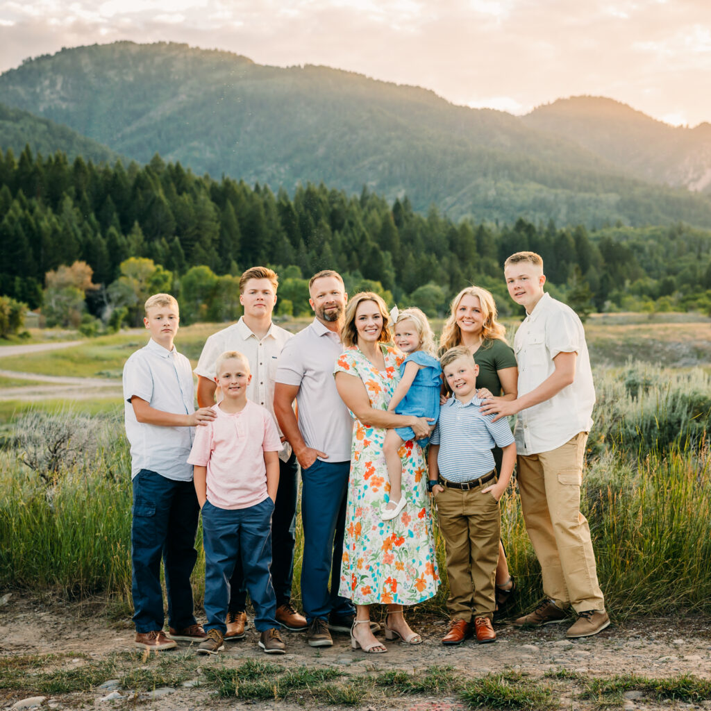 Swan Valley is a great locations for family, wedding, and senior photos with views of the mountains 