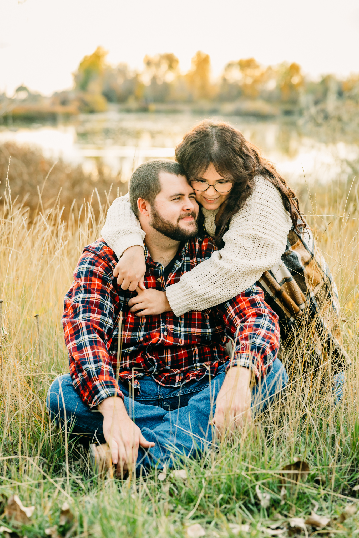 Fall couple Idaho Falls riverwalk greenbelt