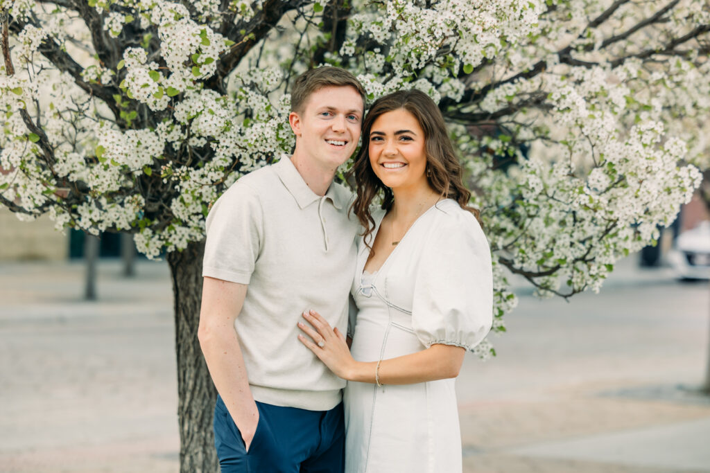 Swan Valley rainey engagement sessions with mountains