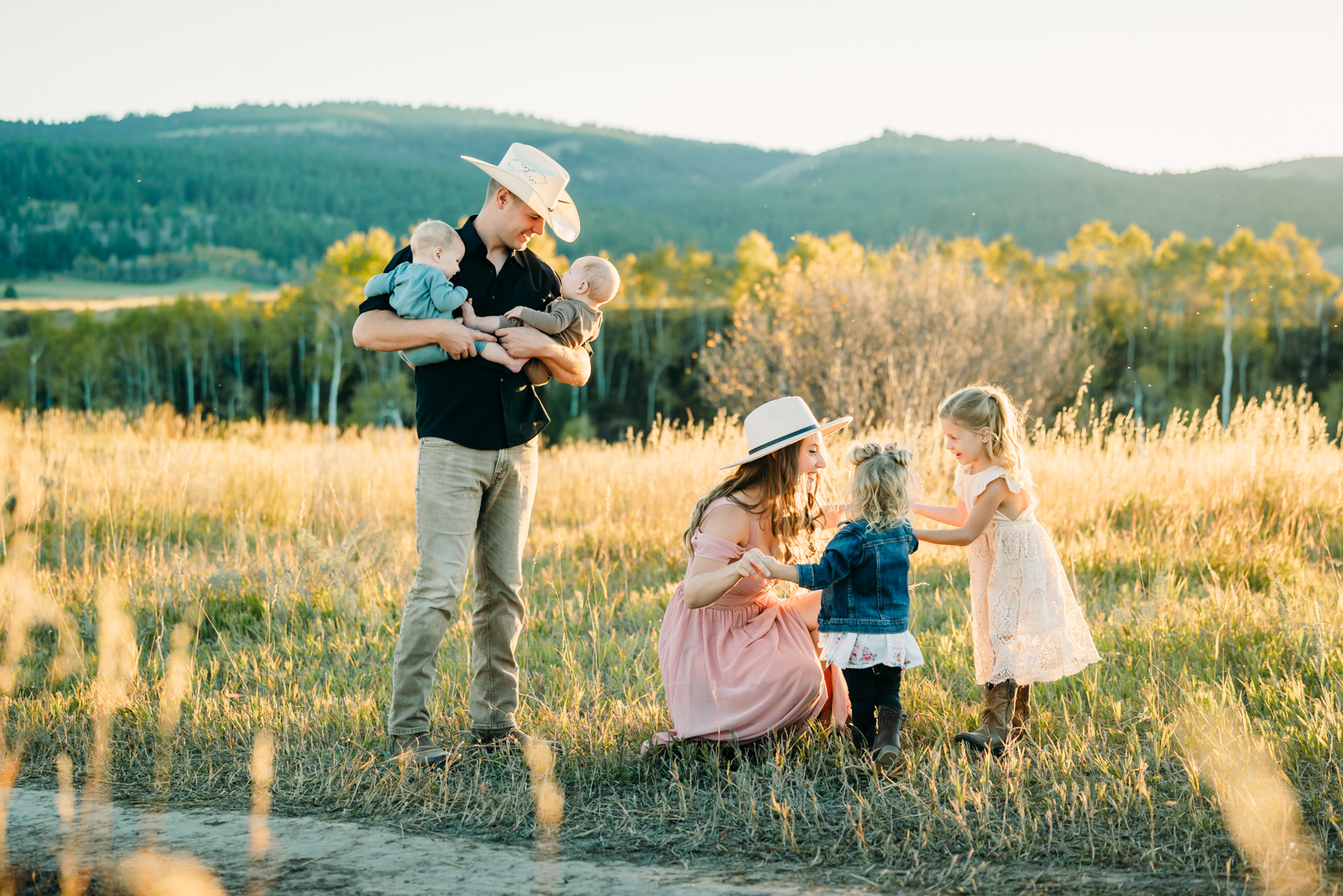 Swan Valley Idaho family photo session fall sunlight kids twin babies