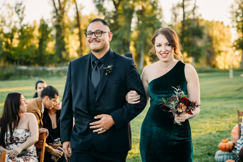 Fall inspired wedding in the mountains of Kelly Canyon Idaho Snake River