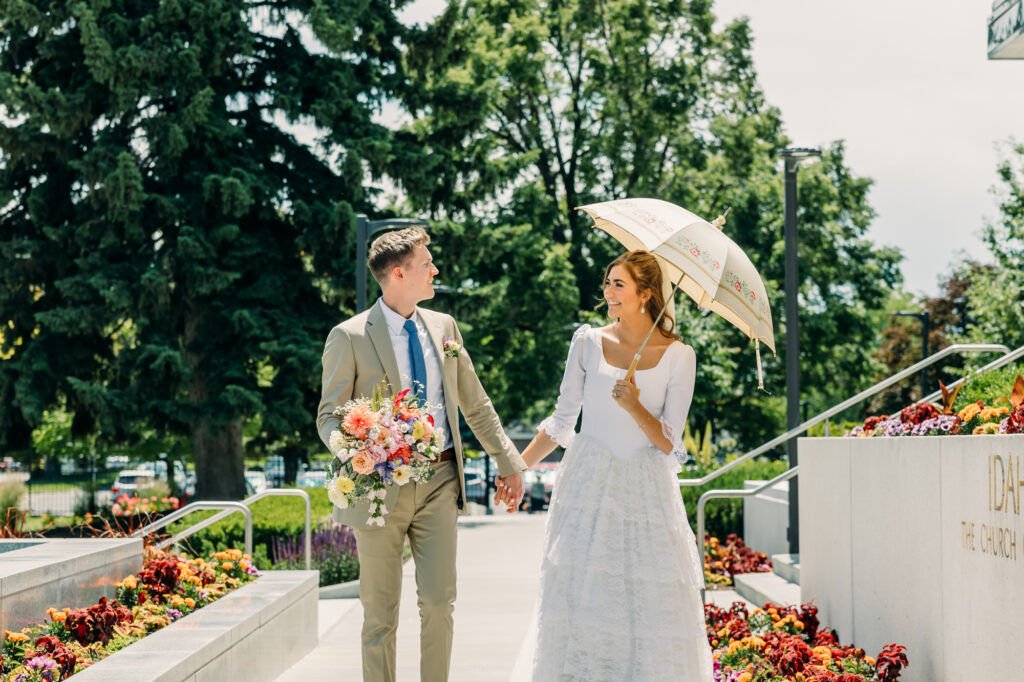 Idaho Falls LDS temple summer wedding vintage dress