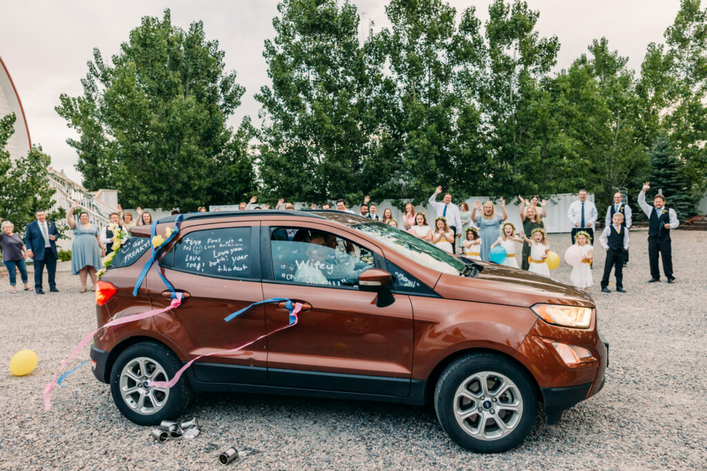 Summer Sunflower inspired Idaho Falls LDS Temple Wedding with reception at Barn on 1st