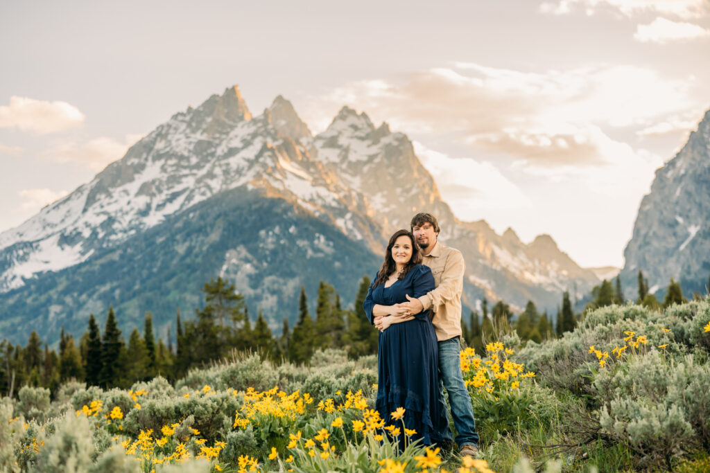 Cascade Canyon Turnout location guide for Grand Teton couple sunset photos