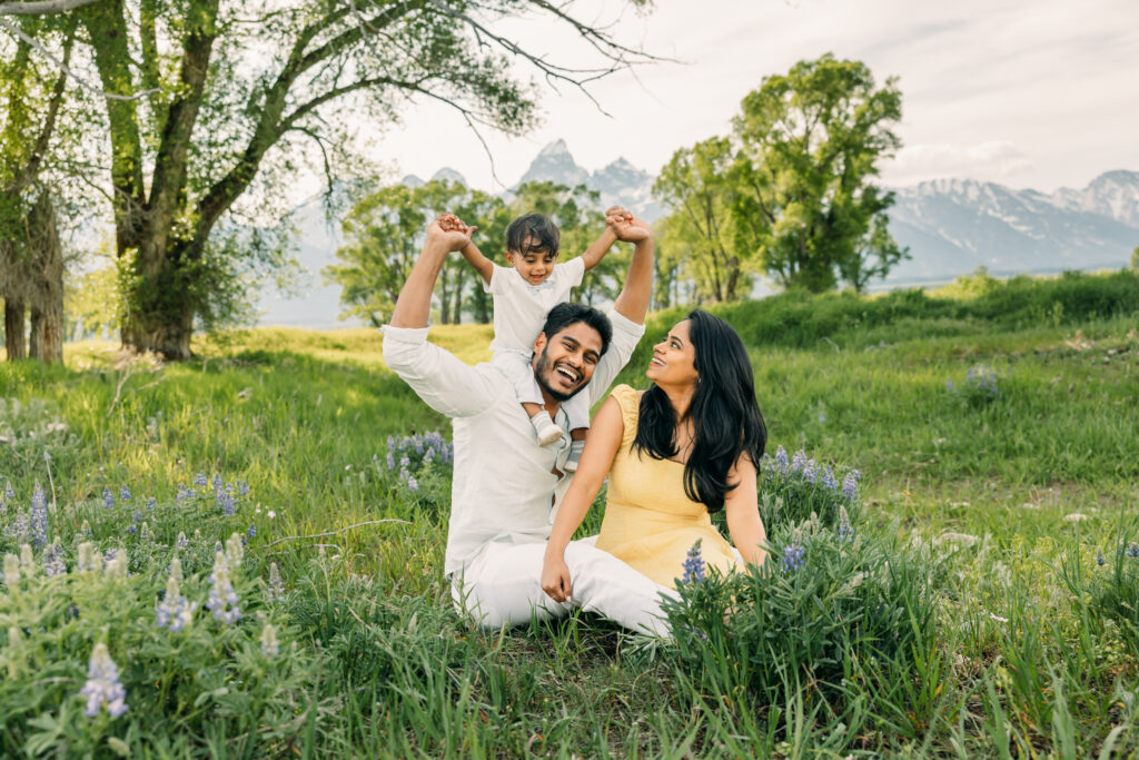 Top 5 locations in Grand Teton for family photos Mormon Row