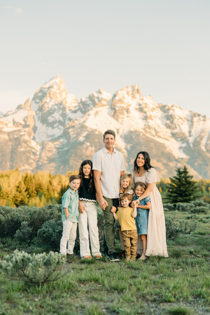 Schwabachers Landing family photo session family playing together
