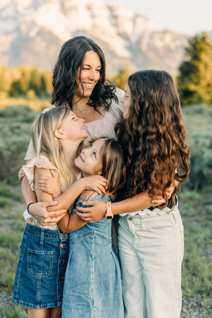 Schwabachers Landing family photo session family playing together