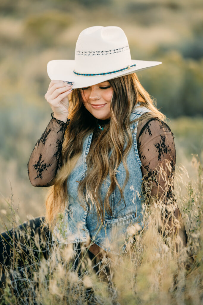 Western-inspired senior photos in Jackson Hole with mountain backdrop